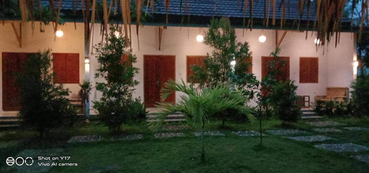 Sentul Hostel Kuta  Extérieur photo
